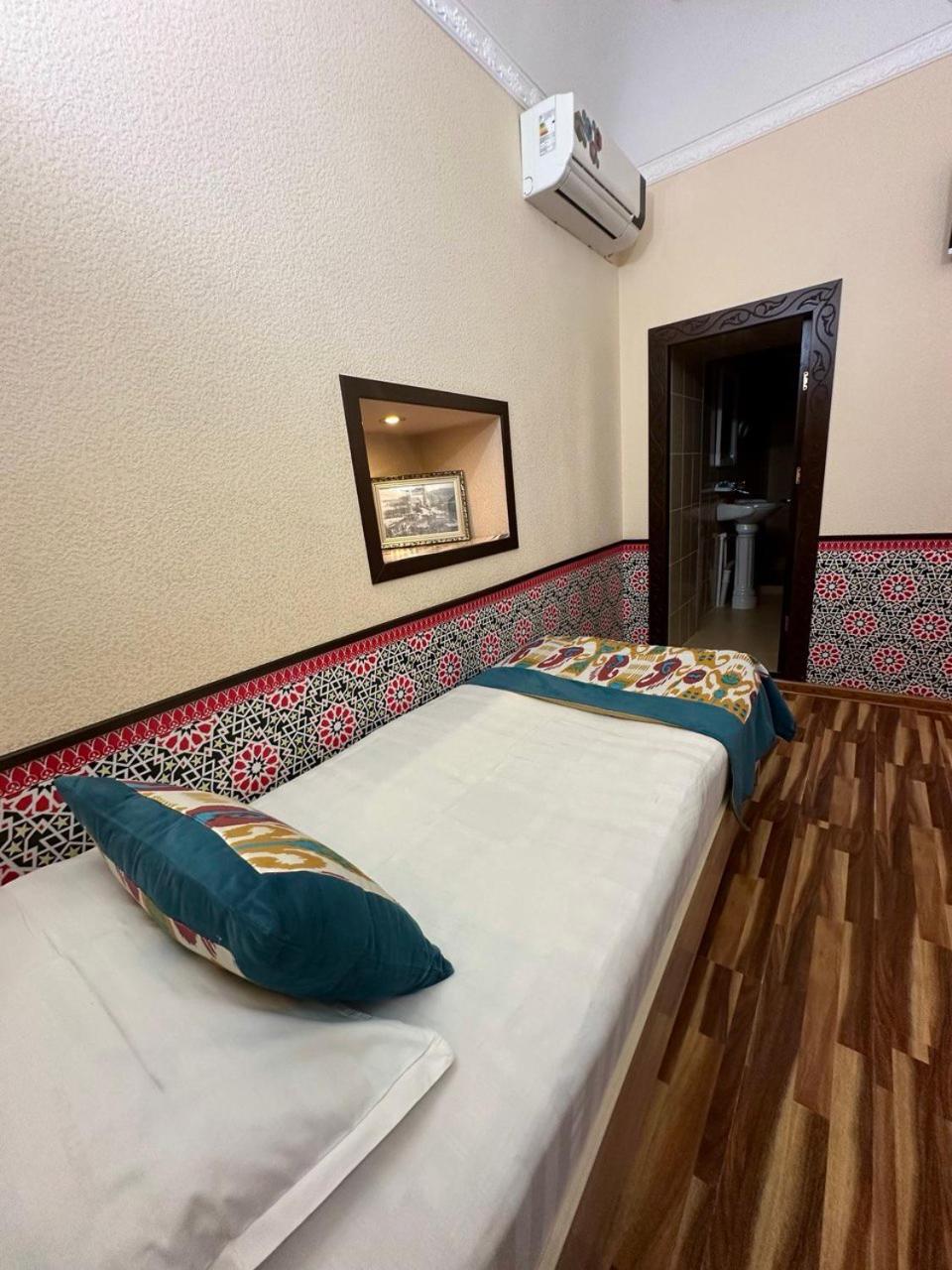 Karavansaray Khurjin Old ブハラ エクステリア 写真